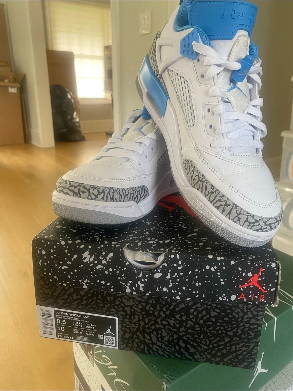 Jordan Spizike Low in White and University Blue